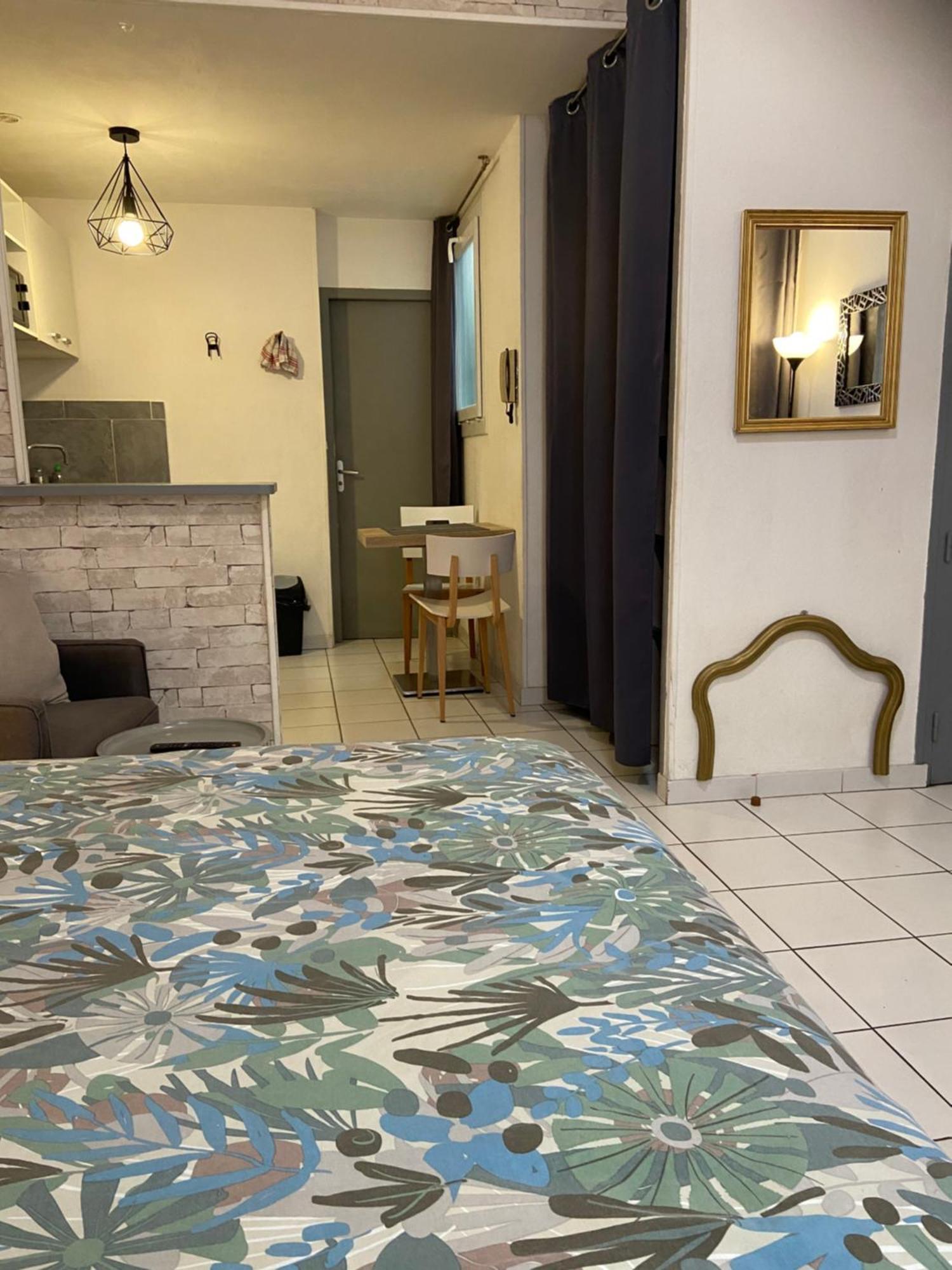 Studio Triangle Arene Gare Maison Carree Placette Νιμ Εξωτερικό φωτογραφία